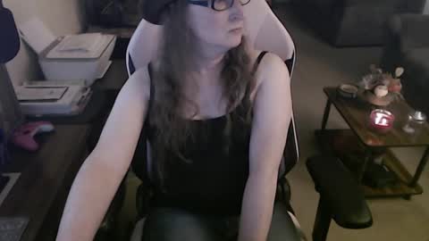 Camprincess331 online show from November 9, 2025, 1:26 am