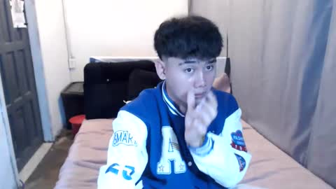 kaizou69 online show from November 18, 2025, 4:28 am