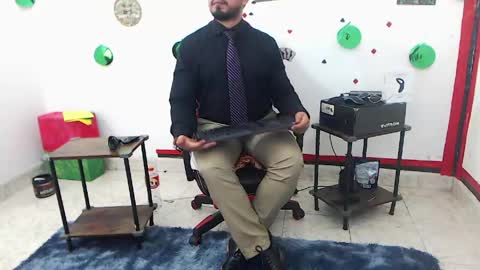 Snapshot of kalethbigdick88 chatting on April 16, 2026, 8:04 am Kaleth online show from April 16, 2026, 8:04 am
