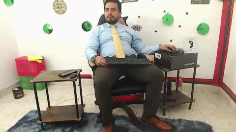 Snapshot of kalethbigdick88 chatting on April 22, 2026, 7:44 am Kaleth online show from April 22, 2026, 7:44 am
