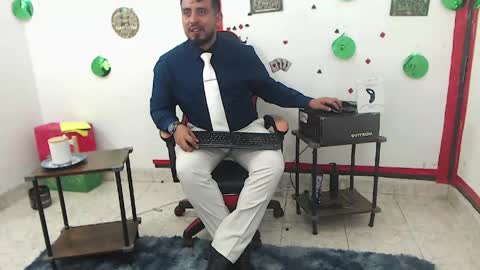 Snapshot of kalethbigdick88 chatting on May 3, 2026, 3:34 am Kaleth online show from May 3, 2026, 3:34 am