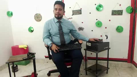 Snapshot of kalethbigdick88 chatting on May 29, 2026, 6:44 am Kaleth online show from May 29, 2026, 6:44 am