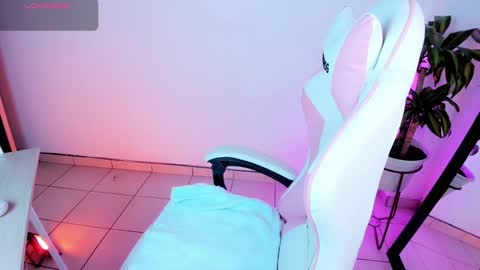 Kali Ka Please help me with your thumbs up its important   dont forget my birthday on October 26 online show from September 25, 2025, 12:09 pm