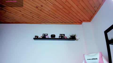 Kali Ka Please help me with your thumbs up its important   dont forget my birthday on October 26 online show from October 13, 2025, 8:09 pm