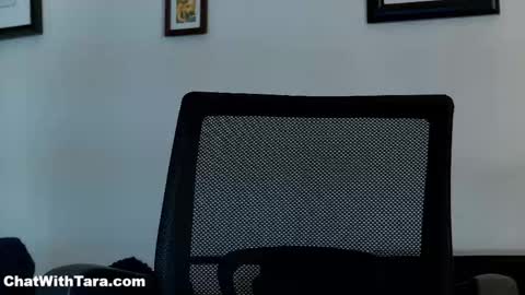 Snapshot of kalikushdreamz chatting on February 26, 2026, 5:45 pm Tara Smith online show from February 26, 2026, 5:45 pm