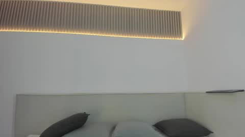 Carolina   online show from December 19, 2025, 12:34 pm