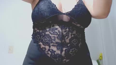 Hannah online show from February 25, 2025, 3:20 am