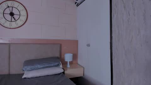 kalyx_lana online show from April 21, 2026, 2:51 am