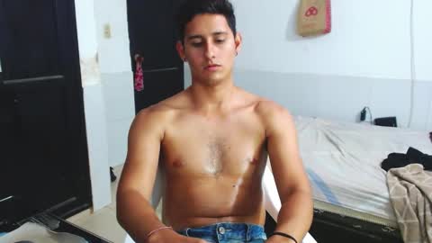 Snapshot of kam_and_friends chatting on January 18, 2025, 3:20 am Kev online show from January 18, 2025, 3:20 am