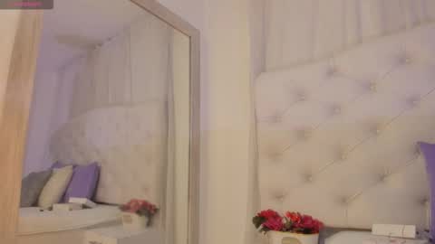    online show from September 23, 2025, 12:08 pm