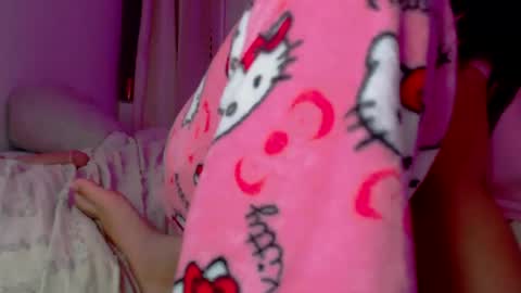 Kamila online show from December 3, 2024, 1:52 am