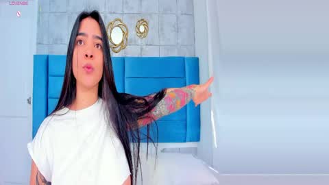 Snapshot of kamilabetancourt chatting on May 18, 2026, 2:45 pm Kamila Betancourt online show from May 18, 2026, 2:45 pm