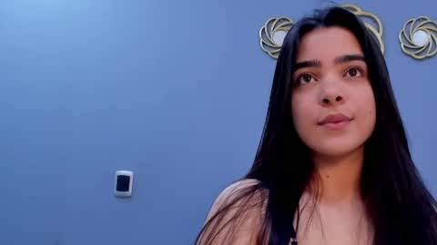 Snapshot of kamilabetancourt chatting on May 29, 2026, 3:21 pm Kamila Betancourt online show from May 29, 2026, 3:21 pm
