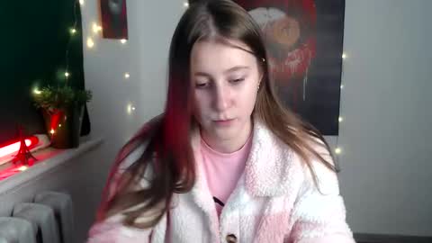 kamilla_love_ online show from December 4, 2025, 9:51 am