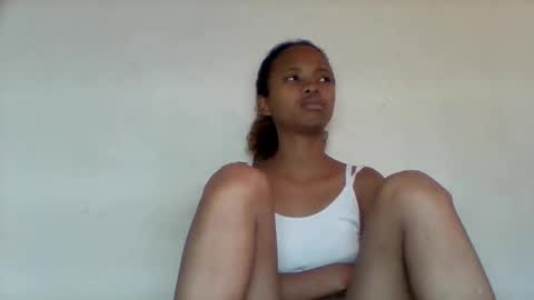 Snapshot of kamillah69 chatting on December 2, 2025, 5:13 am kamillah69 online show from December 2, 2025, 5:13 am