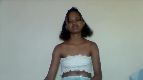 Snapshot of kamillah69 chatting on January 7, 2026, 8:06 am kamillah69 online show from January 7, 2026, 8:06 am