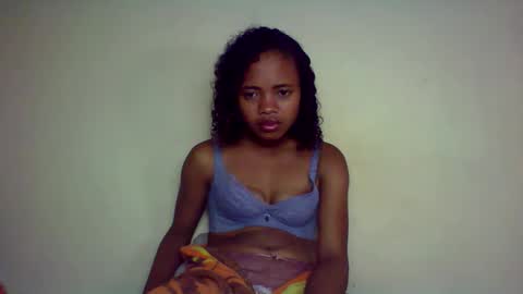 Snapshot of kamillah69 chatting on January 15, 2026, 8:01 pm kamillah69 online show from January 15, 2026, 8:01 pm