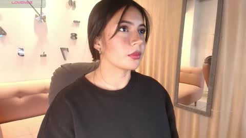 Snapshot of kamy_glam chatting on February 2, 2026, 8:18 pm KAMY online show from February 2, 2026, 8:18 pm