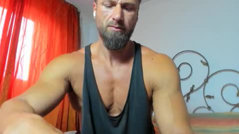 Snapshot of kanegriffin26 chatting on May 17, 2026, 1:40 pm Kane OF strongkane online show from May 17, 2026, 1:40 pm