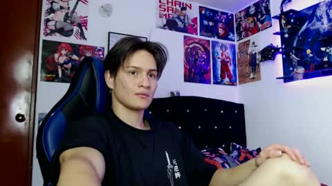 Snapshot of kanekixxxhot chatting on December 14, 2024, 8:08 pm andres online show from December 14, 2024, 8:08 pm