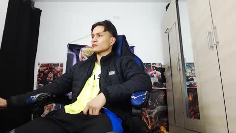 Snapshot of kanekixxxhot chatting on March 18, 2026, 11:35 am andres online show from March 18, 2026, 11:35 am