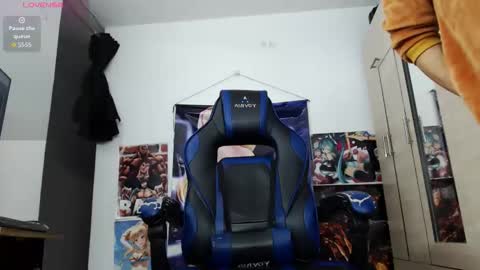 Snapshot of kanekixxxhot chatting on March 22, 2026, 11:35 am andres online show from March 22, 2026, 11:35 am