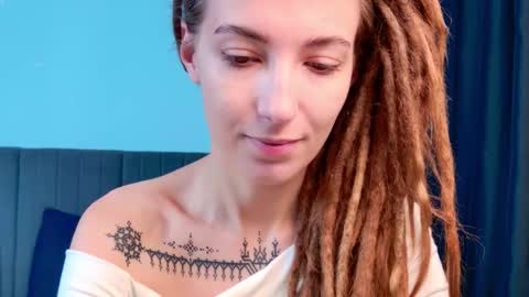 Snapshot of karatart chatting on September 24, 2025, 9:45 am Kara online show from September 24, 2025, 9:45 am