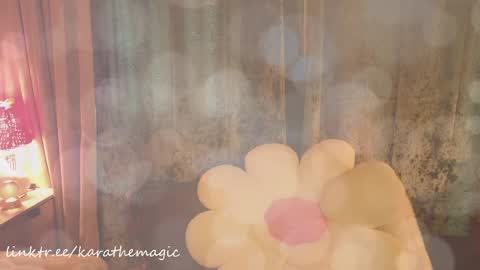 Snapshot of karathemagic chatting on May 8, 2026, 2:22 pm I am here around 5am GMT karathemagic online show from May 8, 2026, 2:22 pm