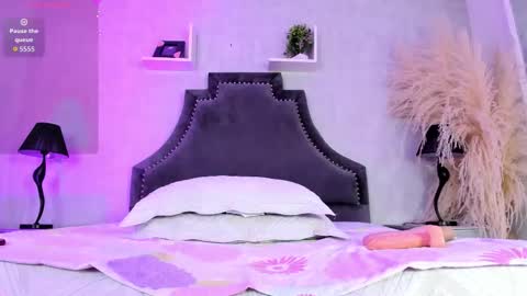 Snapshot of karelymitchel chatting on February 2, 2026, 3:33 pm Karely online show from February 2, 2026, 3:33 pm