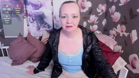 Snapshot of karen_villis chatting on February 20, 2026, 12:49 pm Karen online show from February 20, 2026, 12:49 pm