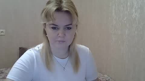 karennelsonx online show from January 14, 2025, 6:49 pm