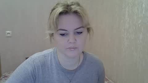 karennelsonx online show from January 23, 2025, 11:26 am