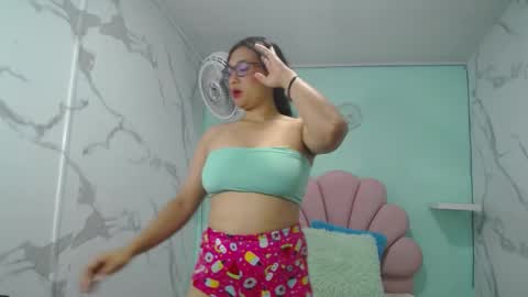 Snapshot of karime_sexygirl chatting on January 20, 2025, 11:13 am Karime online show from January 20, 2025, 11:13 am