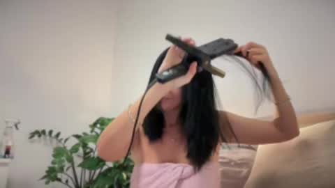 Karina online show from December 31, 2024, 8:23 pm