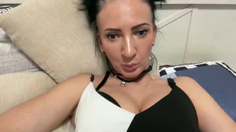 Karina online show from January 5, 2025, 5:30 am