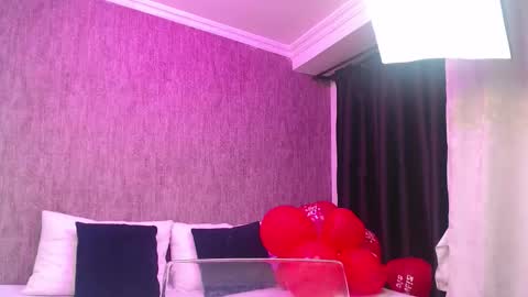 Snapshot of karinaflowers_ chatting on February 20, 2026, 12:05 pm Im Karina online show from February 20, 2026, 12:05 pm