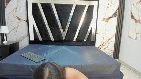 KarinaSimonz online show from November 9, 2025, 7:45 pm