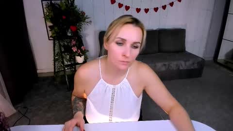 Karina  online show from February 21, 2025, 9:32 pm