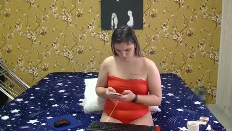 Snapshot of karla318103 chatting on January 30, 2025, 8:43 am Karla online show from January 30, 2025, 8:43 am