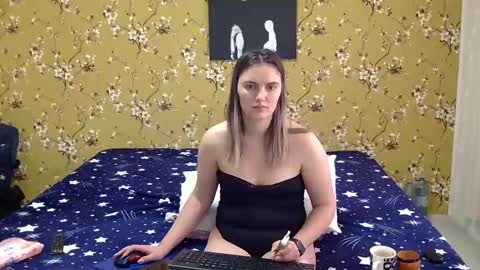 Snapshot of karla318103 chatting on February 10, 2025, 8:31 am Karla online show from February 10, 2025, 8:31 am
