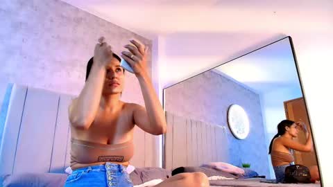 Karla online show from October 9, 2025, 7:23 pm