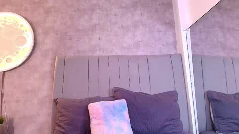 Karla online show from November 22, 2025, 7:35 pm