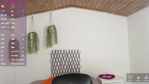 Karla online show from October 14, 2025, 2:07 pm