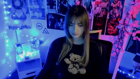 Karla online show from November 22, 2025, 1:32 pm