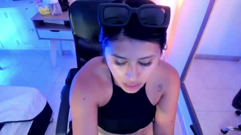 Karla Gonzaless online show from May 26, 2026, 6:37 pm