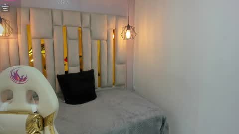 Karla  online show from January 21, 2025, 10:52 am