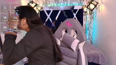 Karla  online show from October 1, 2025, 11:27 am