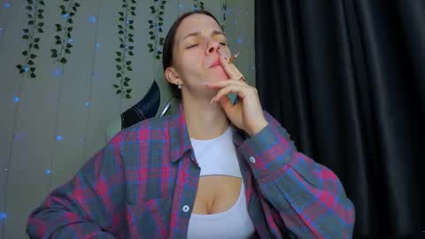 karla_lim online show from March 16, 2026, 11:20 pm