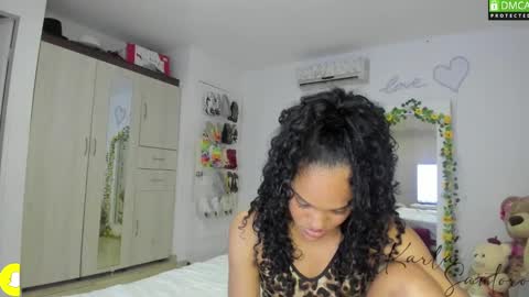 Karla Santoro online show from February 28, 2025, 5:48 am