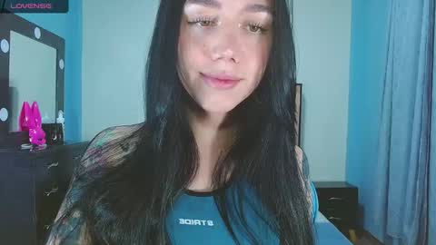 Snapshot of karla_zambrano chatting on November 20, 2025, 6:13 am karla online show from November 20, 2025, 6:13 am